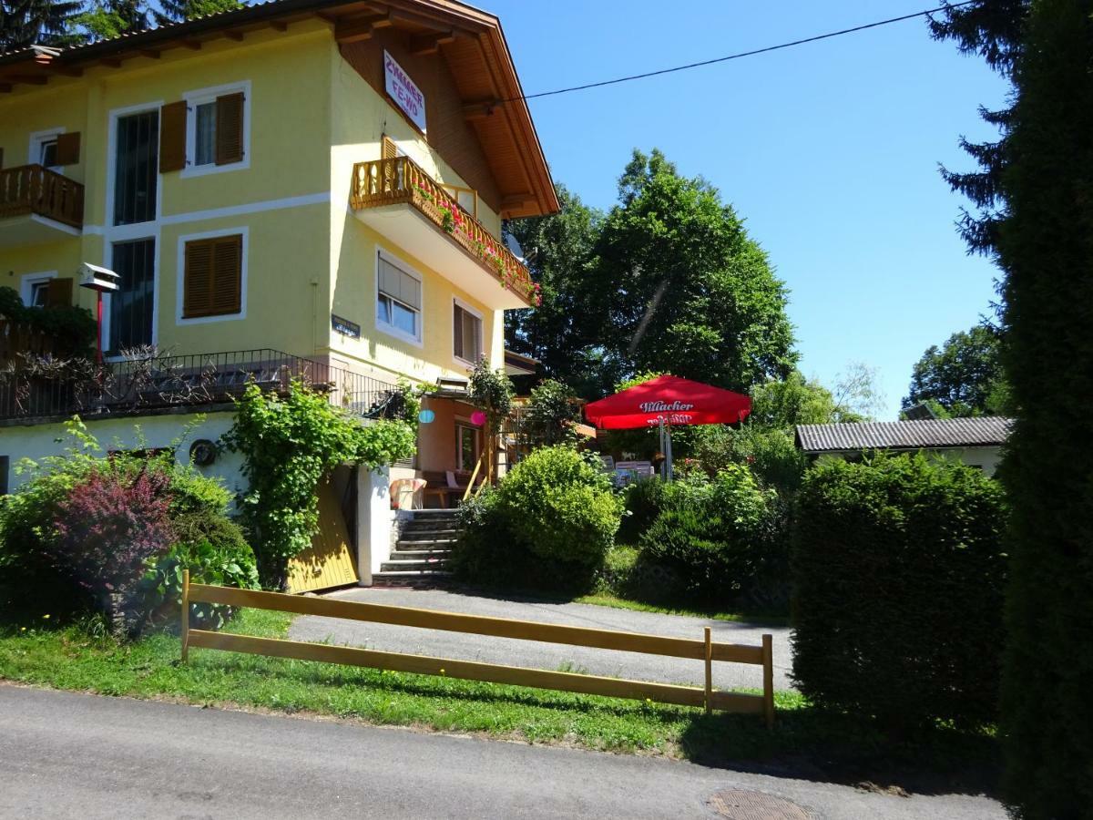 Fruehstueckspension Blasge Bodensdorf Bagian luar foto