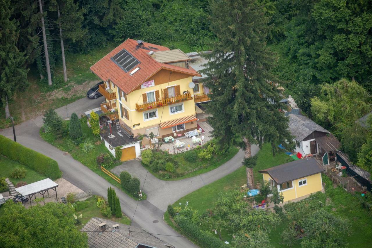 Fruehstueckspension Blasge Bodensdorf Bagian luar foto